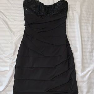 Black strapless dress